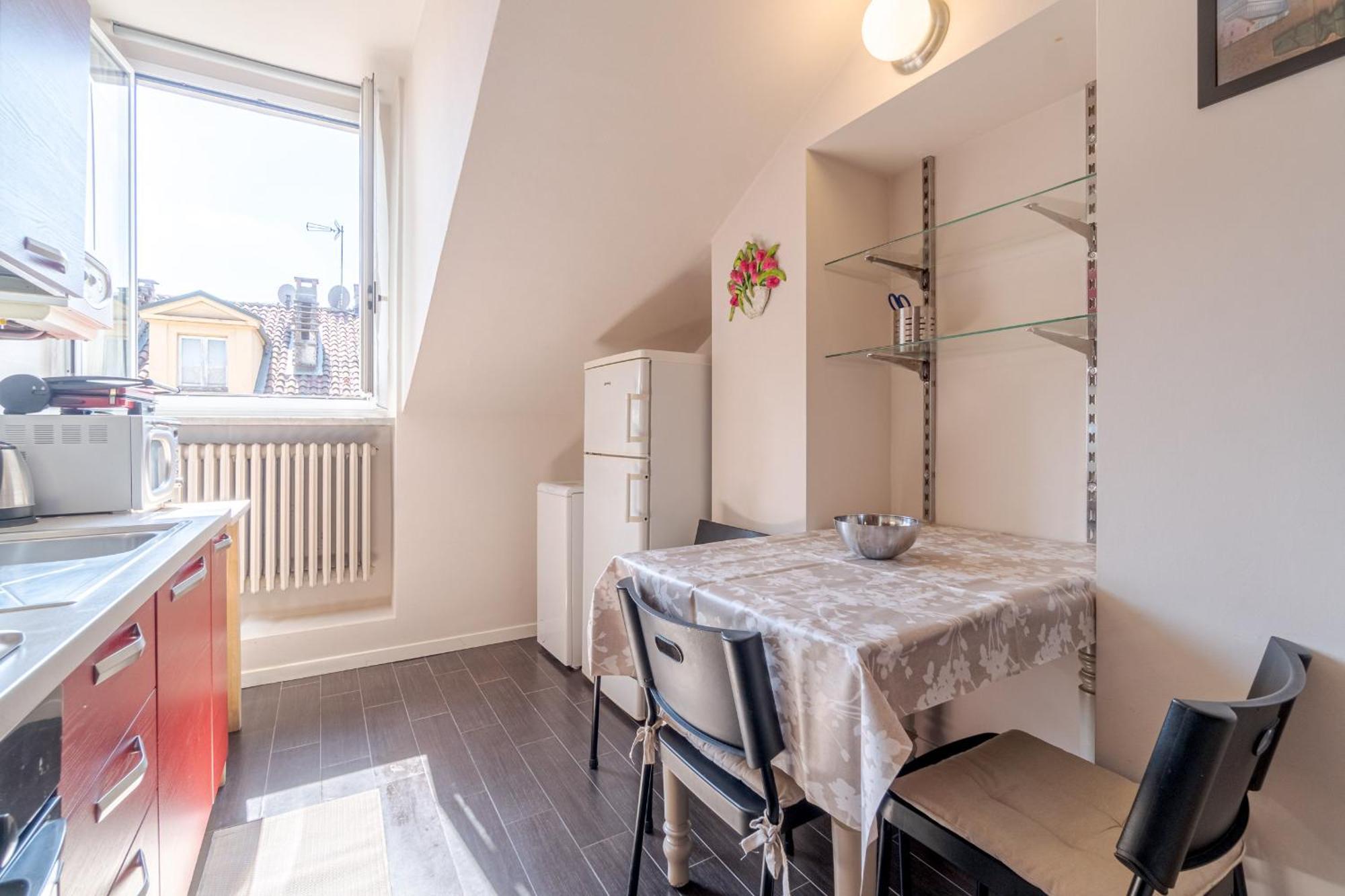 Casa Valeggio Attic Apt Few Steps From Porta Nuova Apartment Turin Luaran gambar