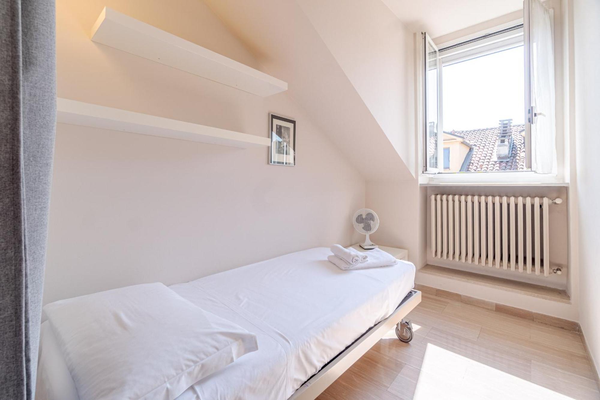 Casa Valeggio Attic Apt Few Steps From Porta Nuova Apartment Turin Luaran gambar